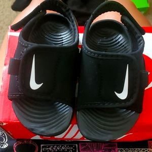 Infant Nike Sunray sandals